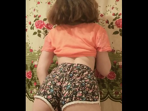 ❤️ Jeune fille sexy se déshabillant devant la caméra. ️❌ Super porno at porn fr.dewporn.ru